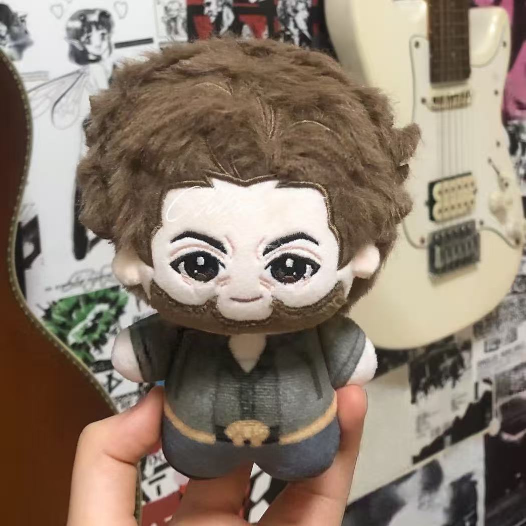 Cosplay Plushie Prop - 10 سم ‌ دمية محشوة على