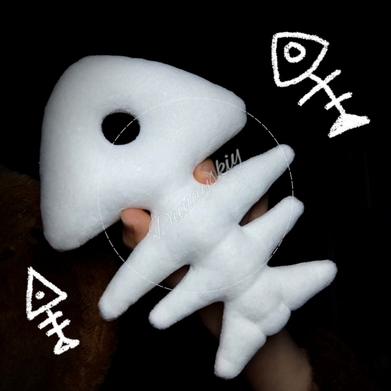 سلسلة مفاتيح على شكل عظمة سمكة - مراجعة Fishbones Cosplay Prop وسعره