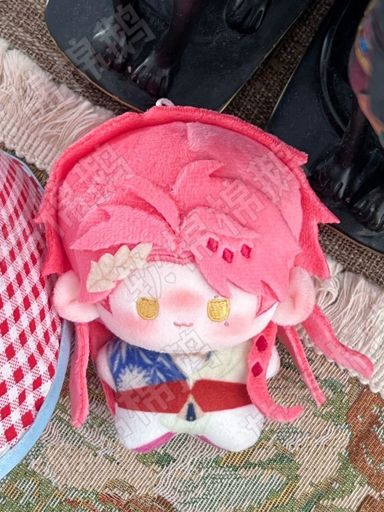 دمية محشوة بطول 10 سم لشخصيات  - مراجعة Cosplay Plushie Prop وسعره