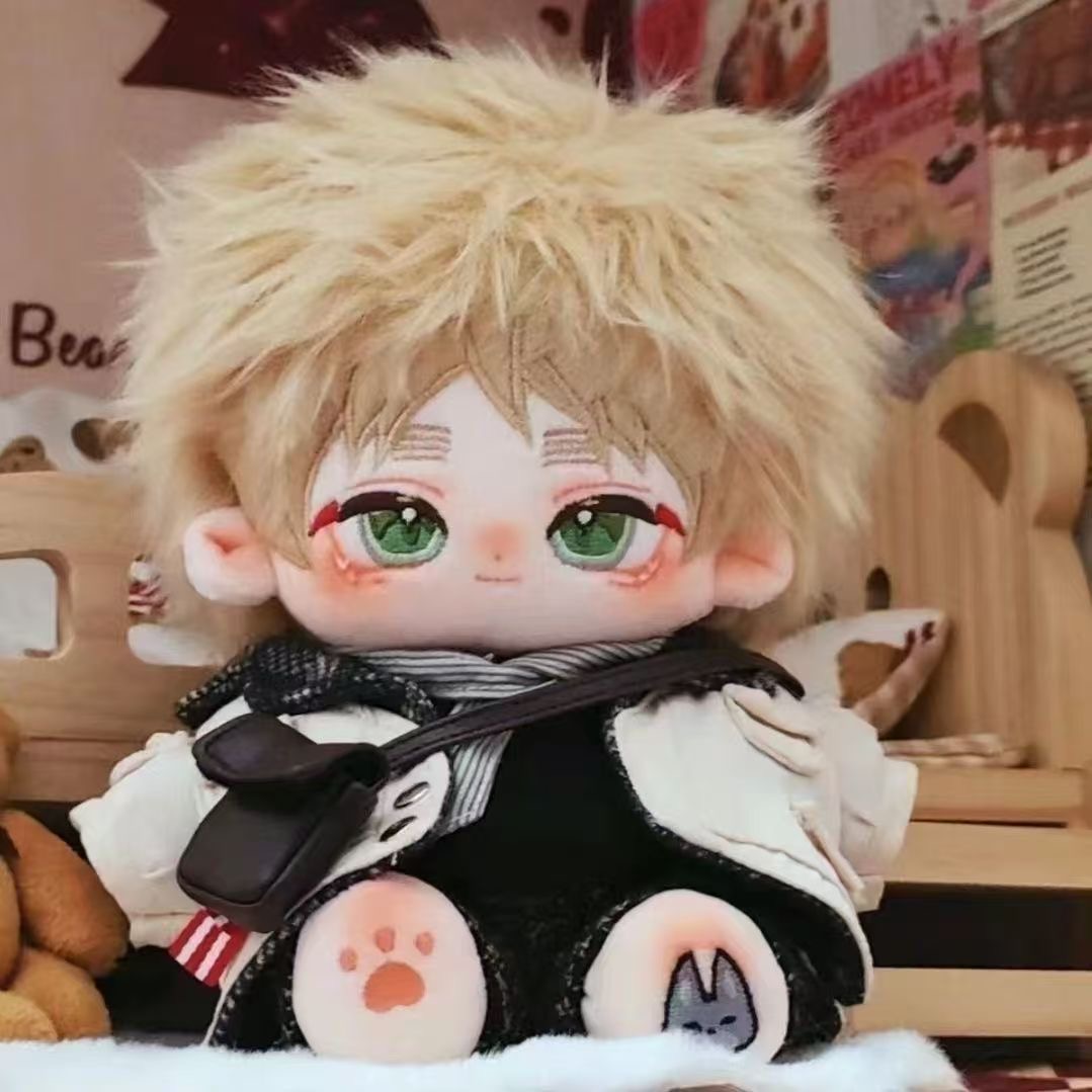 دمية محشوة قابلة للتلبيس لشخصي - مراجعة Cosplay Plushie Prop وسعره