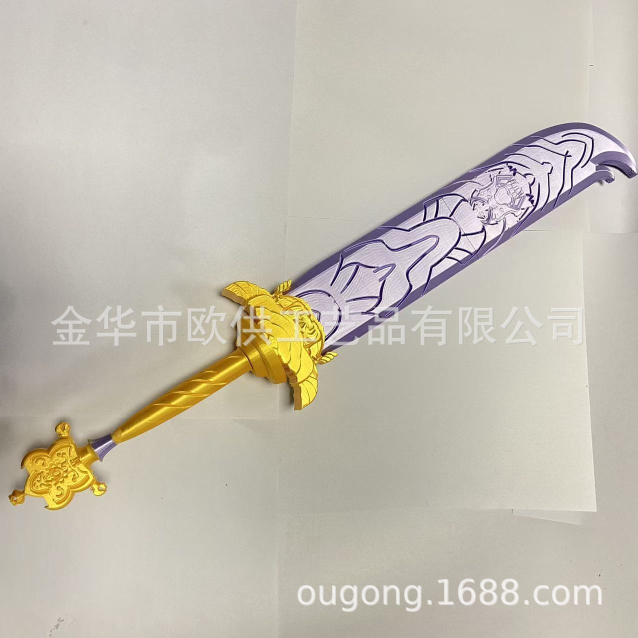 مجموعة أدوات تنكرية واقعية على - مراجعة Cosplay Prop Display وسعره