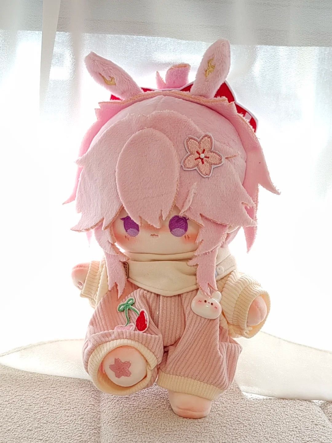 دمية محشوة قابلة للتلبيس بطول  - مراجعة Cosplay Plushie Prop وسعره